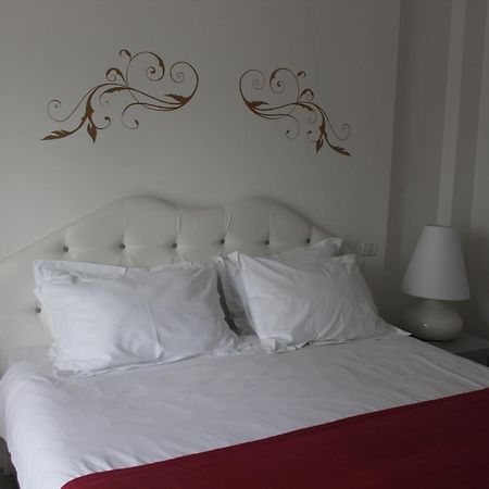 סבודרייה Hotel La Settima Luna מראה חיצוני תמונה