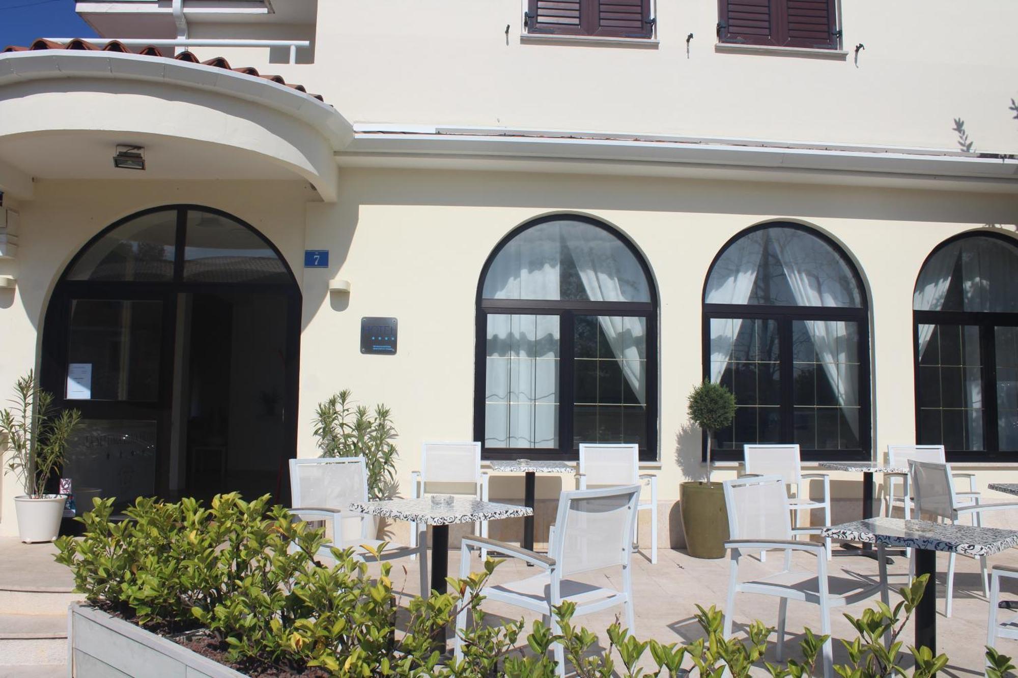 סבודרייה Hotel La Settima Luna מראה חיצוני תמונה
