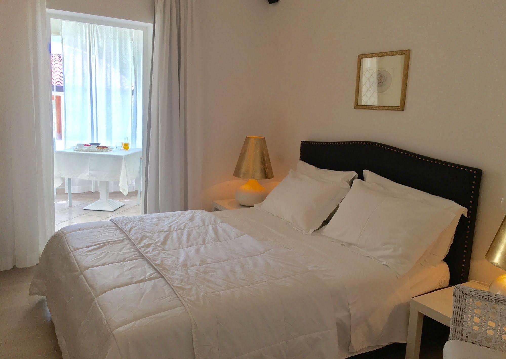 סבודרייה Hotel La Settima Luna מראה חיצוני תמונה